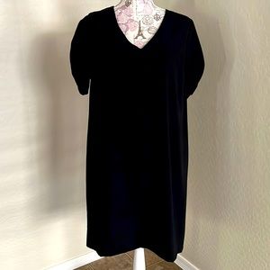 CeCe Black Short Sleeve Dress